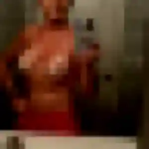 Nadia, 36 ans, en ligne à Quint-Fonsegrives pour un rencontre adulte