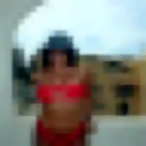 Cassandre, 41 ans, connectée à Ramonville-Saint-Agne pour une rencontre coquine