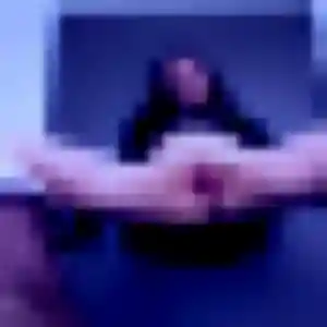 Photo exclusive de Amel, 20 ans à Roost-Warendin - rencontre sans lendemain