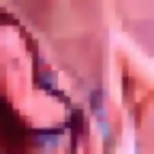 Faustine, 25 ans, connectée à Roquefort-la-Bédoule pour un rencontre adulte
