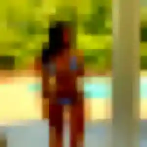 Salima, 43 ans, connectée à Rouen pour une rencontre coquine