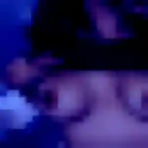 Charlotte, 37 ans, connectée à Rouvroy pour une rencontre coquine