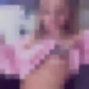 Anais, fille de 21 ans cherche rencontre adulte à Saint-Brieuc