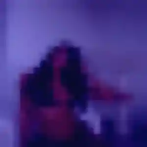 Rejoins Lou-Anne, 32 ans à Saint-Cannat en privé