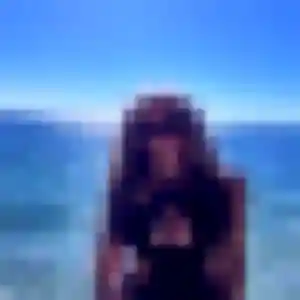 Anais (26 ans) à Saint-Claude propose une rencontre ce soir