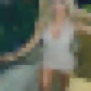 Priscilla, 21 ans, cherche un rencontre adulte à Saint-Flour