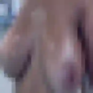 Photo de Salima à Saint-Jean-de-Luz (26 ans) - rencontre adulte sans inscription