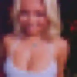Charmante Sofia, 26 ans à Saint-Juéry - la contacter