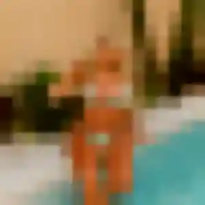 Sexy Ulrike, 32 ans à Saint-Julien-de-Concelles - voir sa photo