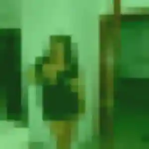 Photo privée de Amel, 44 ans à Saint-Mandrier-sur-Mer - rencontre sans lendemain