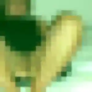Photo privée de Geraldine, 27 ans à Saint-Pierre-du-Mont - rencontre coquine