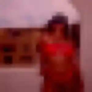 Elsa, 21 ans, dispo pour rencontre adulte à Saint-Saulve