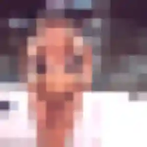 Flore, fille de 23 ans cherche rencontre adulte à Saint-Thibault-des-Vignes