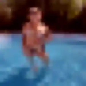 Charmante Aurelie, 21 ans à Sainte-Livrade-sur-Lot - la contacter