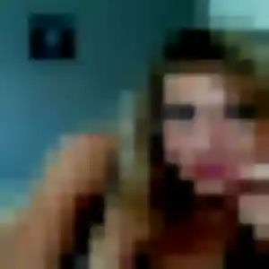 Monique, 30 ans, en ligne à Sainte-Marie pour un rencontre adulte