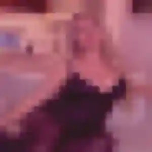 Marie-Louise (26 ans) à Souleuvre en Bocage propose un rencontre adulte aujourd'hui