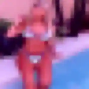 Irina, femme de 34 ans propose rencontre adulte à Thiers