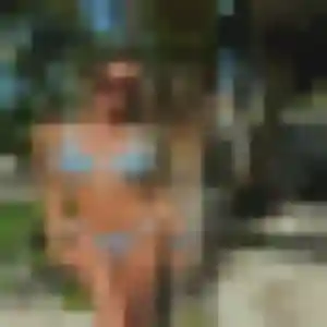Photo exclusive de Lou-Anne, 19 ans à Thiers - plan discret