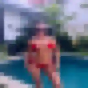 Estelle, fille de 36 ans cherche rencontre adulte à Trans-en-Provence