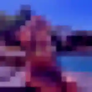 Photo exclusive de Karine, 21 ans à Treillières - rencontre coquine