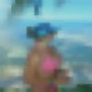 Khadija, 19 ans, disponible à Valence pour un rencontre adulte