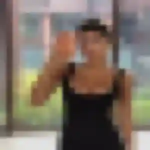 rencontre adulte à Veauche : photo de Leana, 23 ans - sans engagement