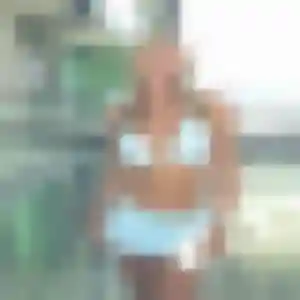 Lily (37 ans) à Vernon propose un rencontre adulte maintenant