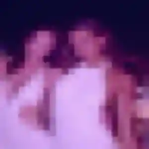 Salome, 32 ans, connectée à Vias pour un rencontre adulte
