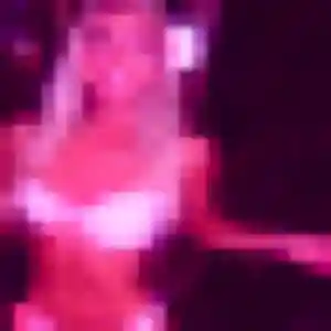 Geneve, 28 ans, en ligne à Villennes-sur-Seine pour une rencontre coquine