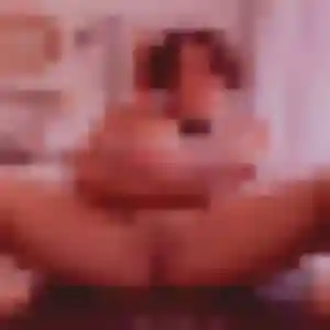 Nelly, 21 ans, cherche un rencontre adulte à Villers-Saint-Paul