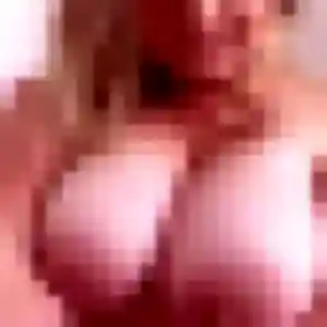 Noura, 45 ans, connectée à Viry pour une rencontre coquine
